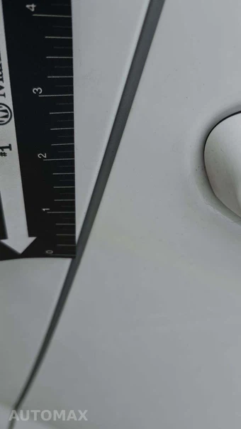 2025 Toyota RAV4 LE - miniatura 21