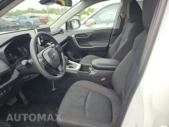 2025 Toyota RAV4 LE - miniatura 7