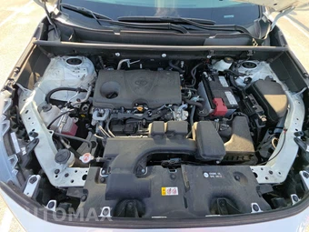 2025 Toyota RAV4 LE - miniatura 15