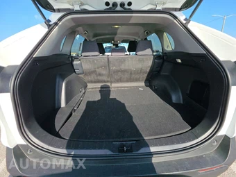 2025 Toyota RAV4 LE - miniatura 16