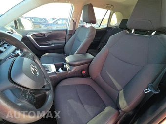 2025 Toyota RAV4 LE - miniatura 7