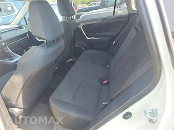 2025 Toyota RAV4 LE – miniatura 13