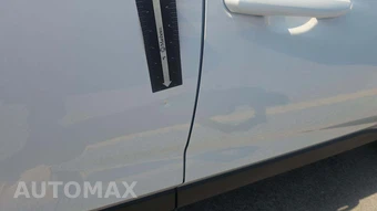 2025 Toyota RAV4 LE – miniatura 25
