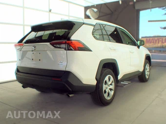 2025 Toyota RAV4 LE – miniatura 4