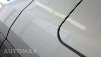 2025 Toyota RAV4 LE - miniatura 35