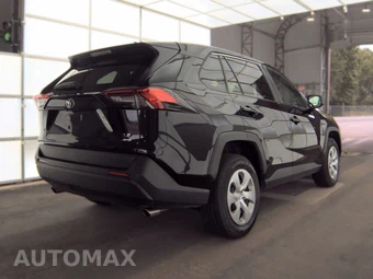 2025 Toyota RAV4 LE - miniatura 4