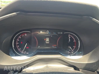2025 Toyota RAV4 LE - miniatura 12
