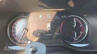 2025 Toyota RAV4 LE - miniatura 18