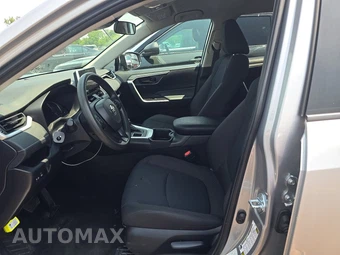 2025 Toyota RAV4 LE - miniatura 7