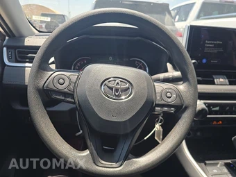 2025 Toyota RAV4 LE - miniatura 10