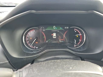 2025 Toyota RAV4 LE - miniatura 12