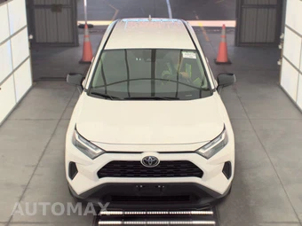 2025 Toyota RAV4 LE - miniatura 2