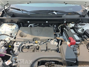 2025 Toyota RAV4 LE - miniatura 15