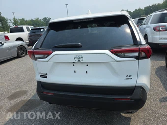 2025 Toyota RAV4 LE - miniatura 5