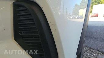 2025 Toyota RAV4 LE - miniatura 21