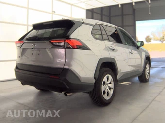 2025 Toyota RAV4 LE - miniatura 4