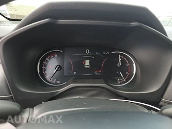 2025 Toyota RAV4 LE - miniatura 12