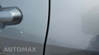 2025 Toyota RAV4 LE - miniatura 22