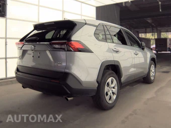 2025 Toyota RAV4 LE - miniatura 4