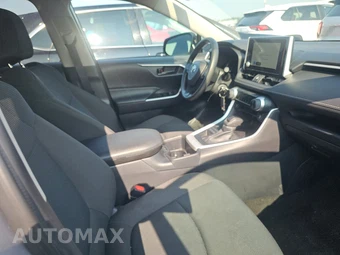 2025 Toyota RAV4 LE - miniatura 8