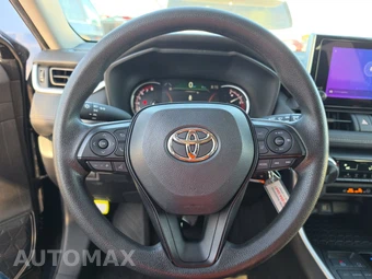 2025 Toyota RAV4 LE - miniatura 10