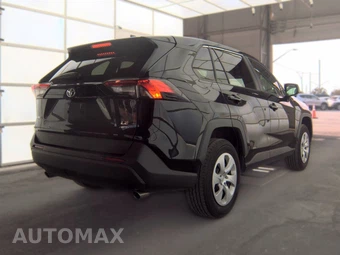 2025 Toyota RAV4 LE - miniatura 4