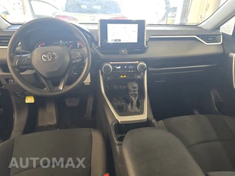 2025 Toyota RAV4 LE - miniatura 11