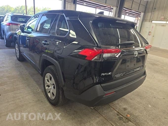 2025 Toyota RAV4 LE - miniatura 6