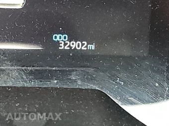 2025 Toyota RAV4 LE - miniatura 12