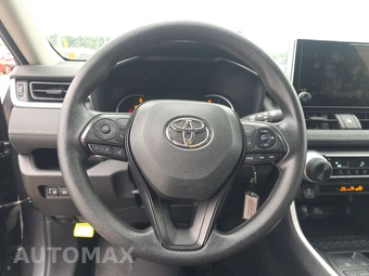2025 Toyota RAV4 LE - miniatura 10