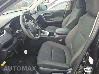2025 Toyota RAV4 LE - miniatura 7