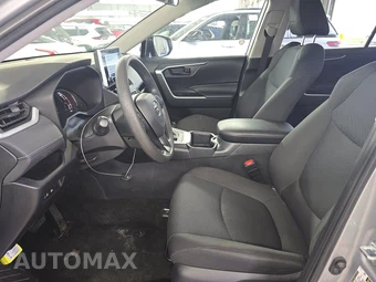 2025 Toyota RAV4 LE - miniatura 7