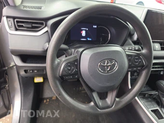 2025 Toyota RAV4 LE - miniatura 10