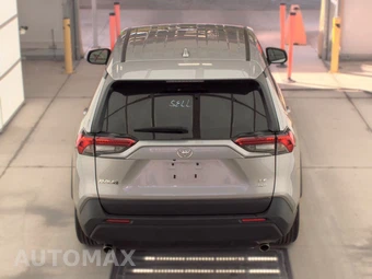 2025 Toyota RAV4 LE - miniatura 5
