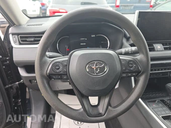 2025 Toyota RAV4 LE - miniatura 10