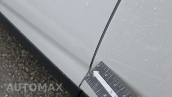 2025 Toyota RAV4 LE - miniatura 23