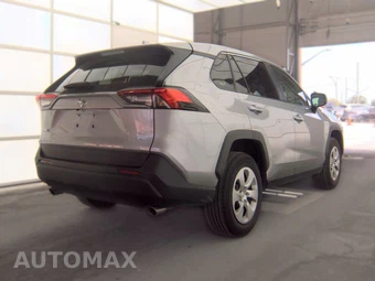 2025 Toyota RAV4 LE - miniatura 4