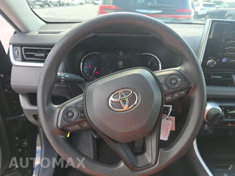 2025 Toyota RAV4 LE - miniatura 10