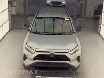 2025 Toyota RAV4 LE - miniatura 2