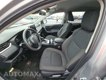 2025 Toyota RAV4 LE - miniatura 7