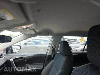 2025 Toyota RAV4 LE – miniatura 17