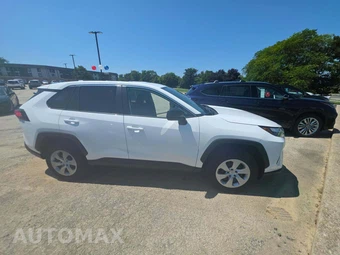 2025 Toyota RAV4 LE – miniatura 4
