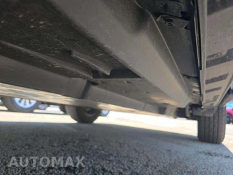 2025 Toyota RAV4 LE – miniatura 7