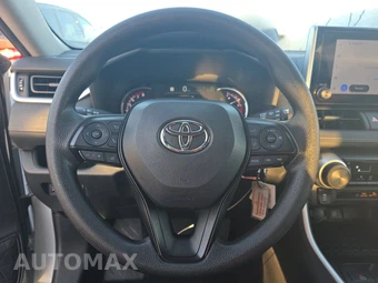 2025 Toyota RAV4 LE - miniatura 10