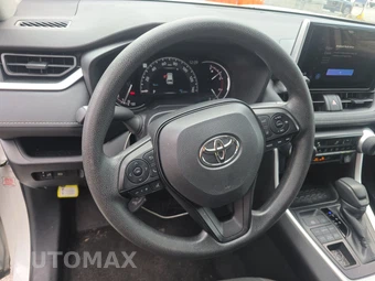 2025 Toyota RAV4 LE - miniatura 10