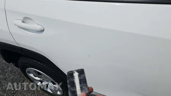 2025 Toyota RAV4 LE - miniatura 30