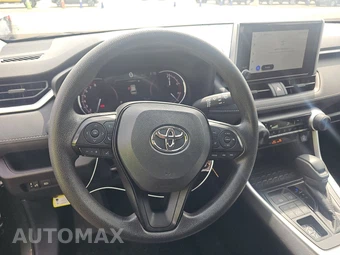 2025 Toyota RAV4 LE - miniatura 10
