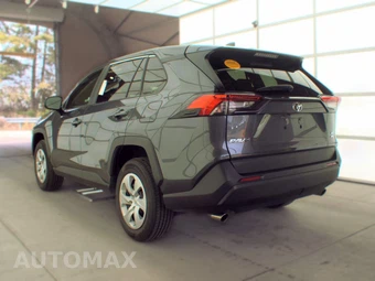 2025 Toyota RAV4 LE - miniatura 6