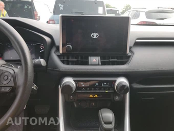 2025 Toyota RAV4 LE - miniatura 11