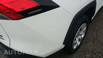 2025 Toyota RAV4 LE - miniatura 19